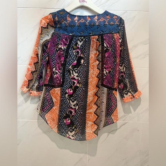 ANTHROPOLOGIE Vanessa Virginia patchwork henley top - Picture 6 of 10